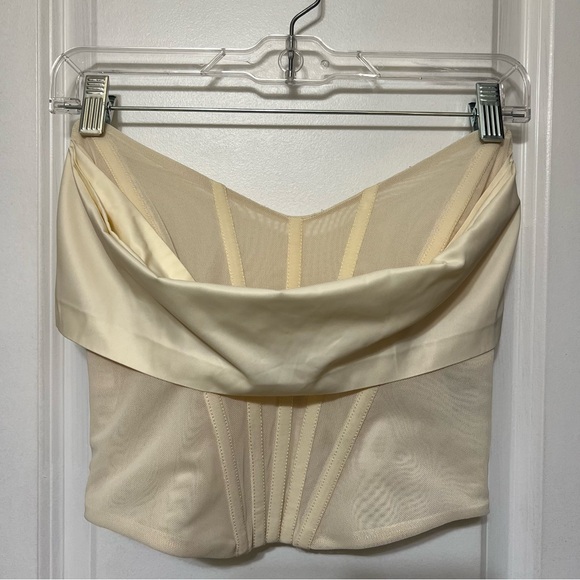 Hailee Bustier Top - Picture 4 of 14